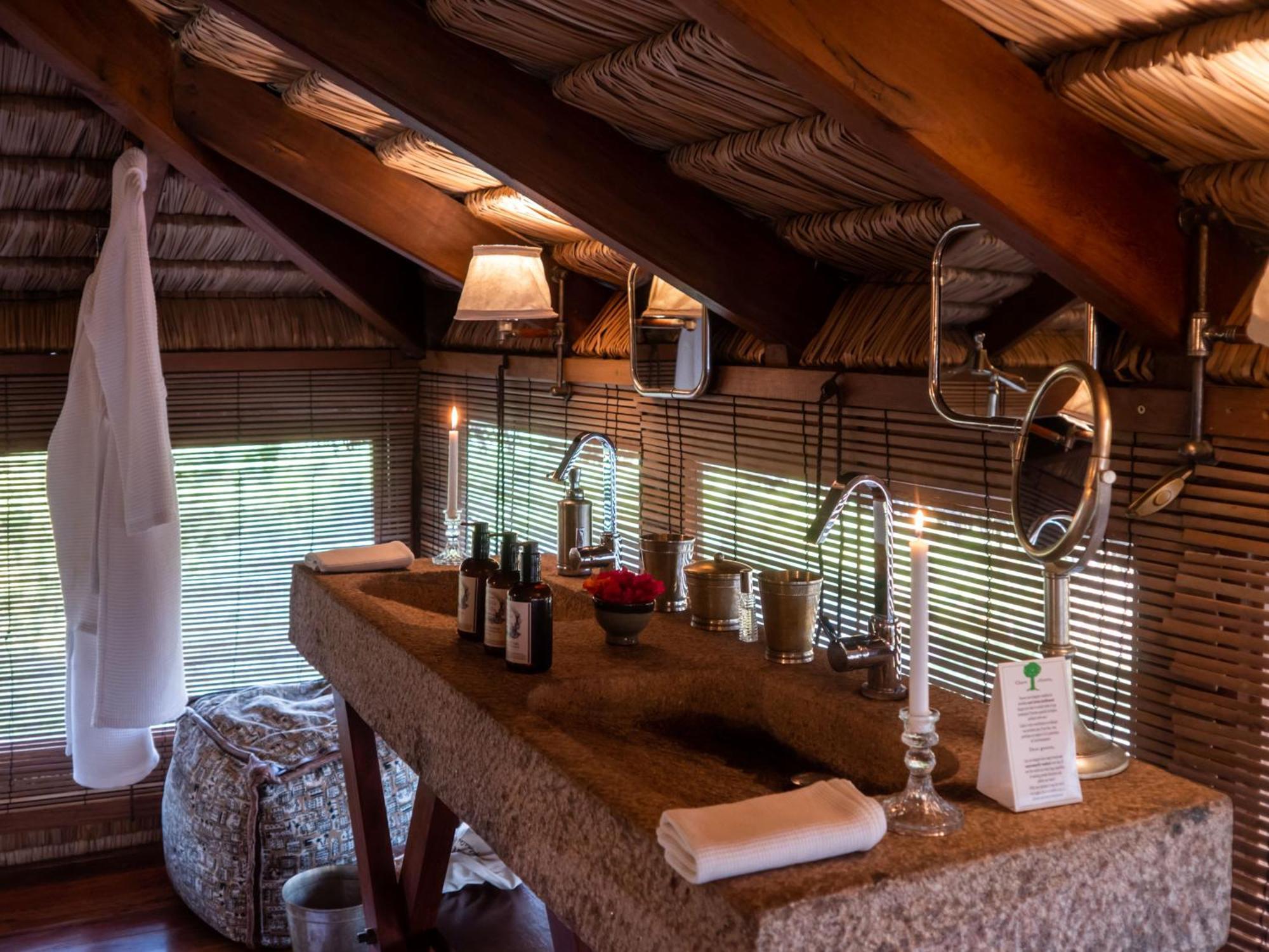 Bed and Breakfast Demeure De La Compagnie Generale Des Huiles Precieuses Ифати Экстерьер фото